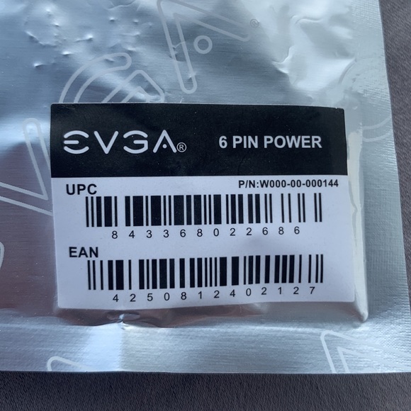 Insides of a Box: pin Cable for GEFORCE GTX 1060 CD and screws - Picture 2 of 13